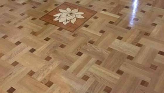 Posa parquet mosaico a Cuneo